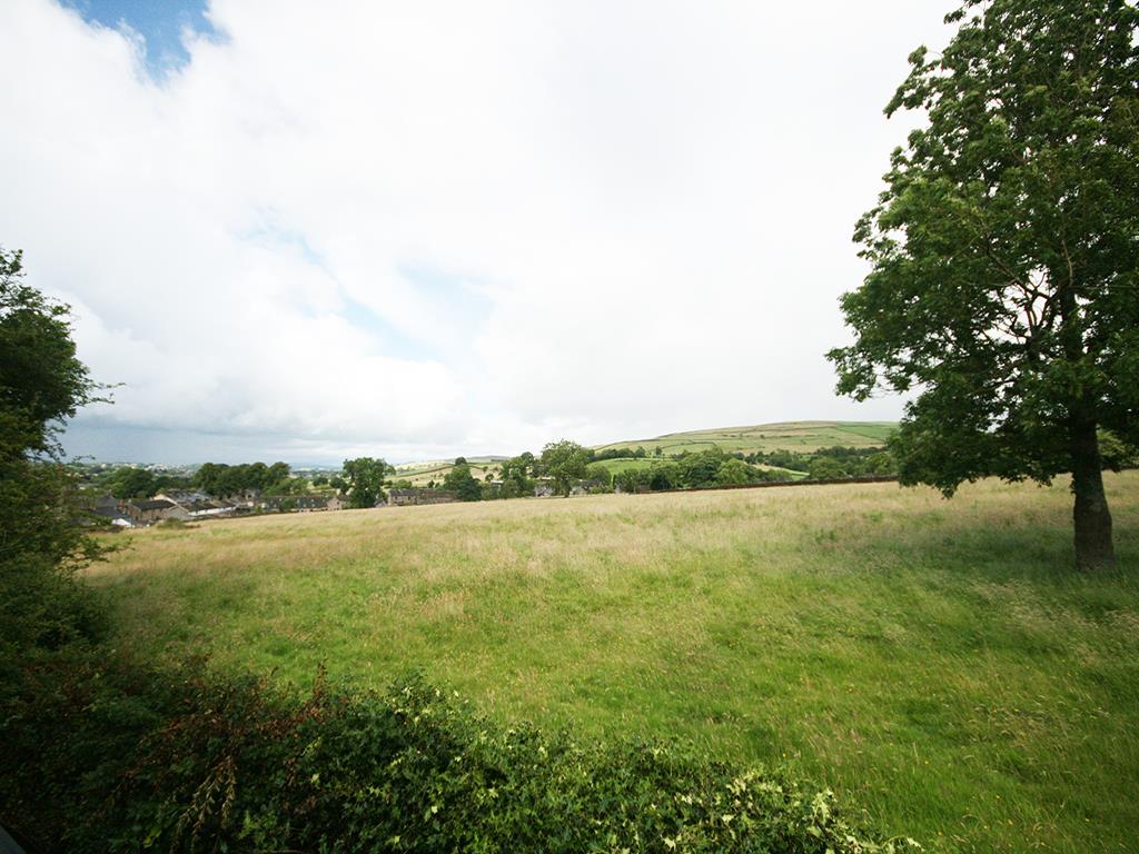 3 bedroom detached house To Let in Kelbrook - IMG_5518.jpg